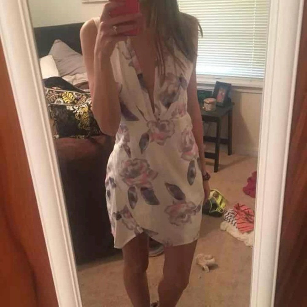 Tobi white Floral dress
